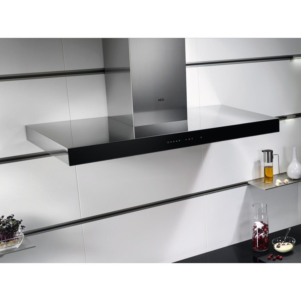 AEG Mastery DBE5960HB - Odsavač par