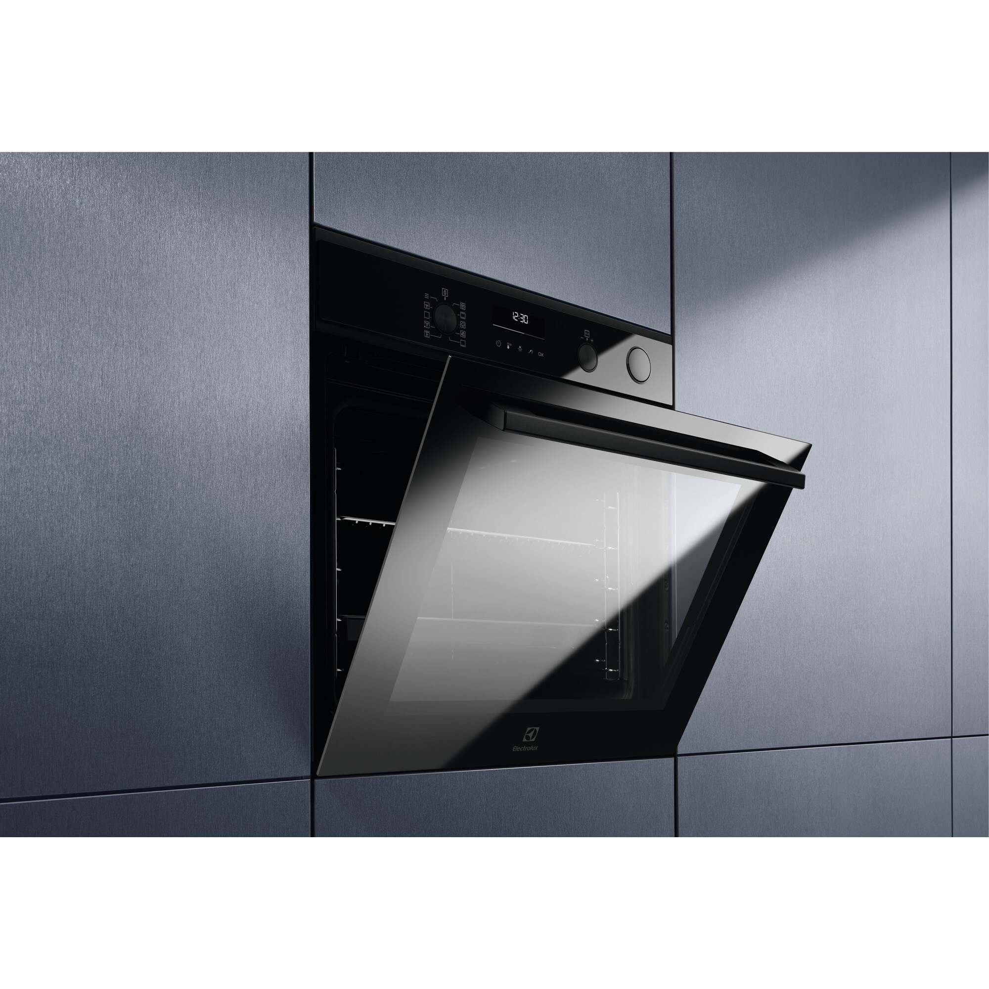 Electrolux 700 PRO SteamCrisp EOC6P77H - Trouba vestavná s parní funkcí