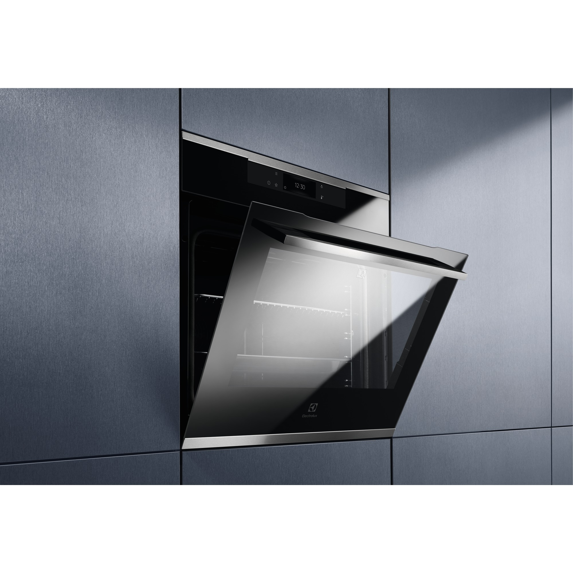 Electrolux 800 SENSE SenseCook KOEBP39WX - Trouba vestavná