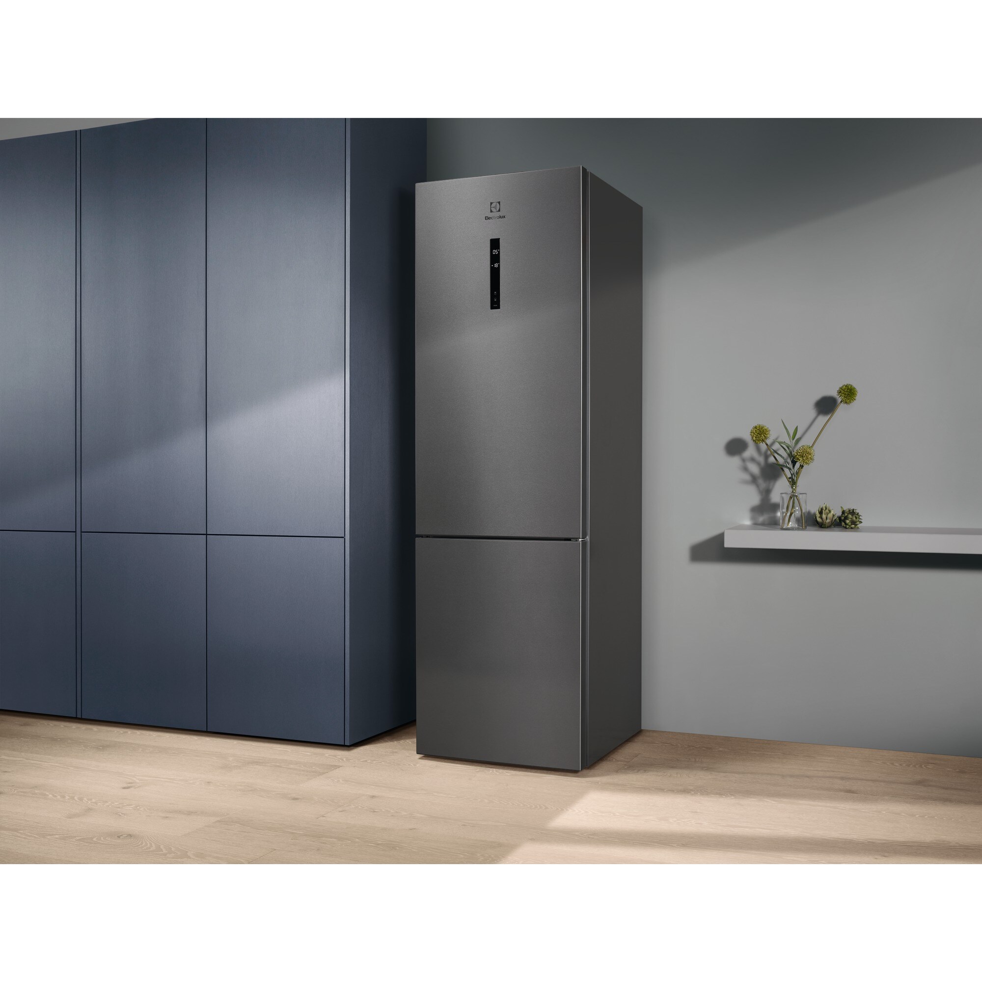 Electrolux 800 Cooling 360 LNT7ME36X3 - Chladnička kombinovaná s mrazákem dole NF